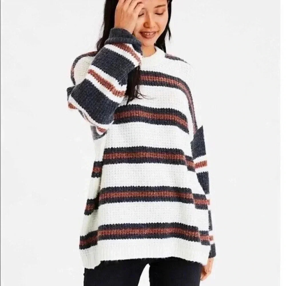 Boutique Pink Lily White & Red Stripe Knit Sweater S